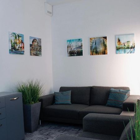 Hotel Pilar Garni Koln Bagian luar foto